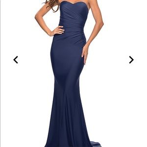 La Femme Prom girl dress Navy Strapless